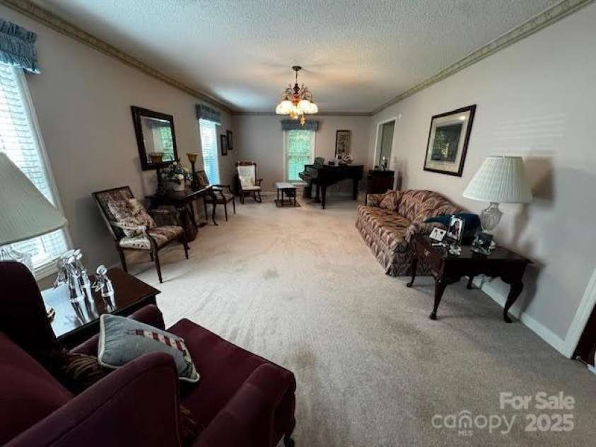 204 Brentwood Drive, Maiden, NC 28650.  MLS# CAR4274805, YatesRealty ID 22212. Living Room
