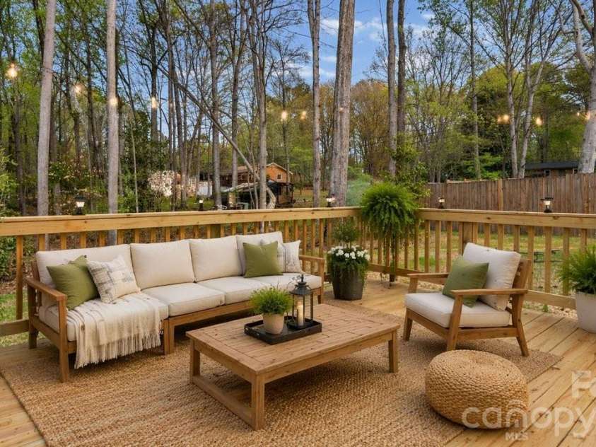 606 Teresa Circle, Waxhaw, NC 28173.  MLS# CAR4363542, YatesRealty ID 22213. Rear Deck Virtual Stage