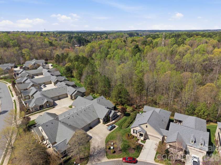 5224 Polo Gate Boulevard, Charlotte, NC 28216.  MLS# CAR4359514, YatesRealty ID 22214. 