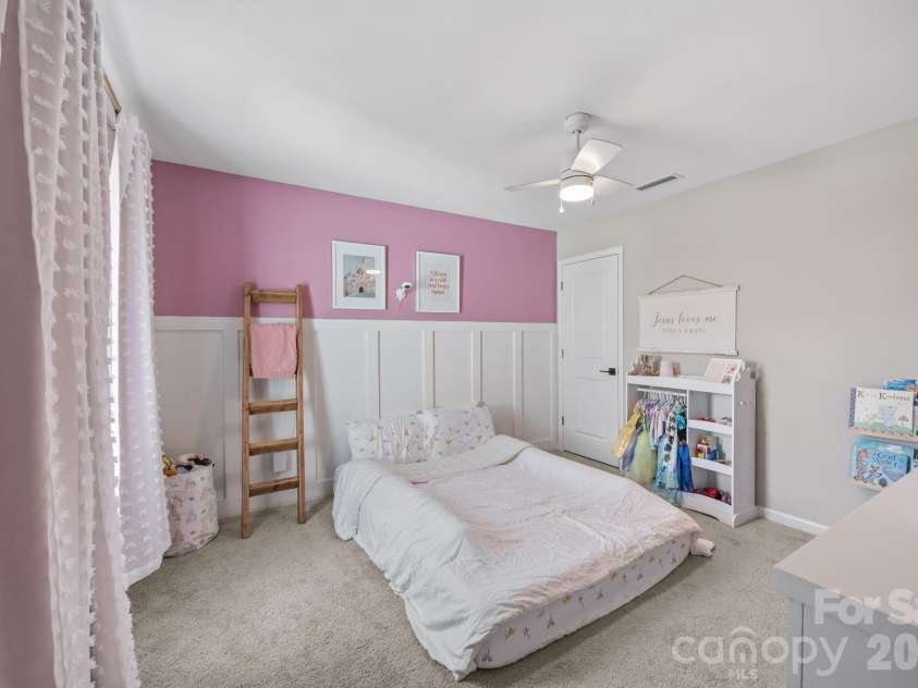 122 Slalom Street, Statesville, NC 28677.  MLS# CAR4370135, YatesRealty ID 22215. 