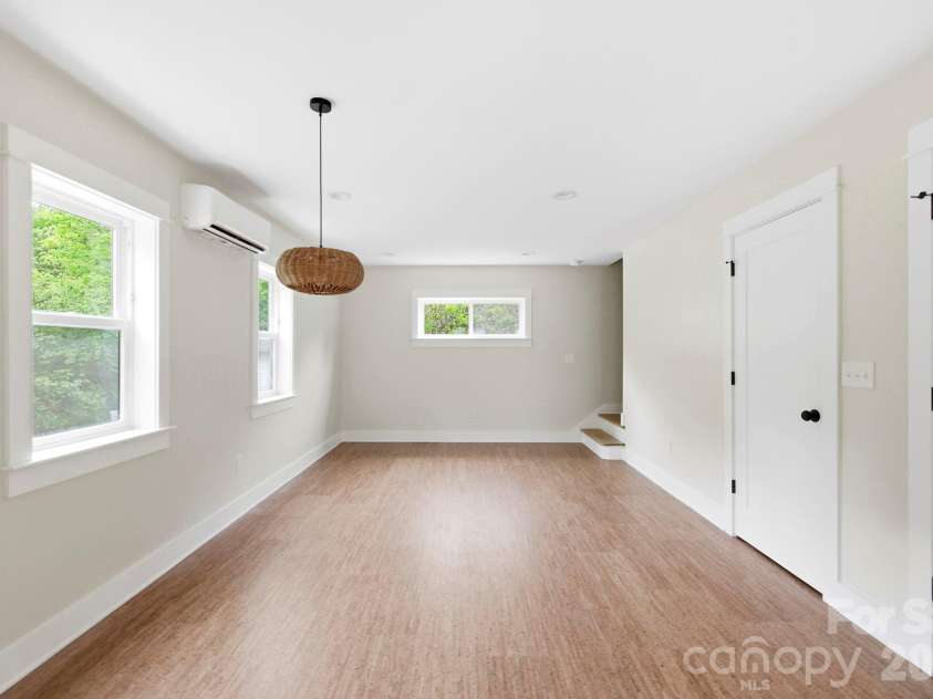 17 Fireside Drive, Asheville, NC 28806.  MLS# CAR4369935, YatesRealty ID 22216. Andersen Windows