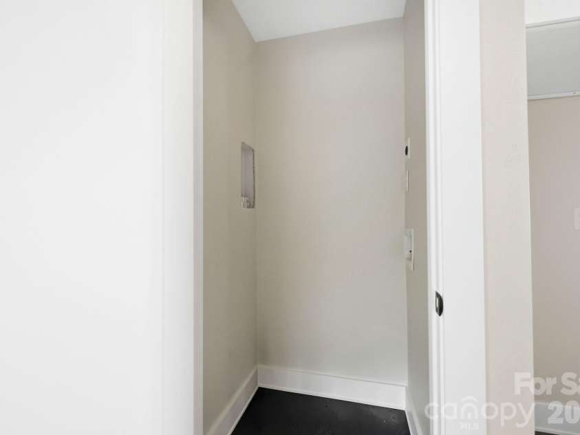 17 Fireside Drive, Asheville, NC 28806.  MLS# CAR4369935, YatesRealty ID 22216. Storage closet