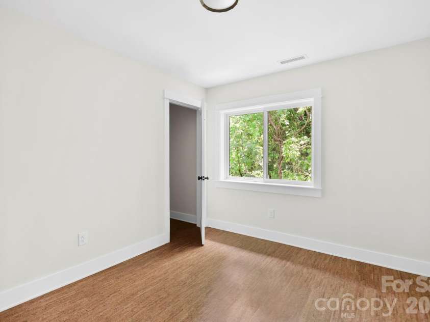 25 Fireside Drive, Asheville, NC 28806.  MLS# CAR4369919, YatesRealty ID 22217. Bedroom #2
