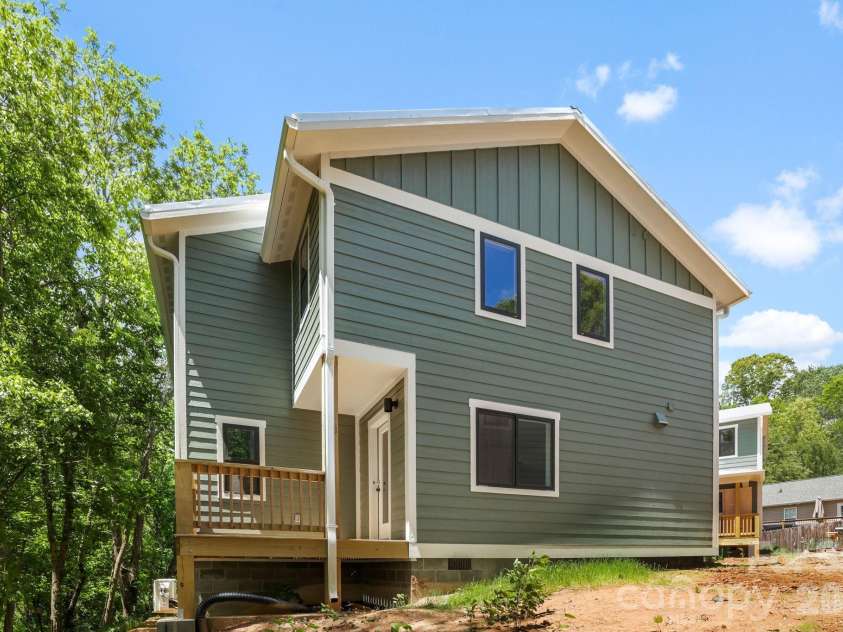 25 Fireside Drive, Asheville, NC 28806.  MLS# CAR4369919, YatesRealty ID 22217. Rear exterior
