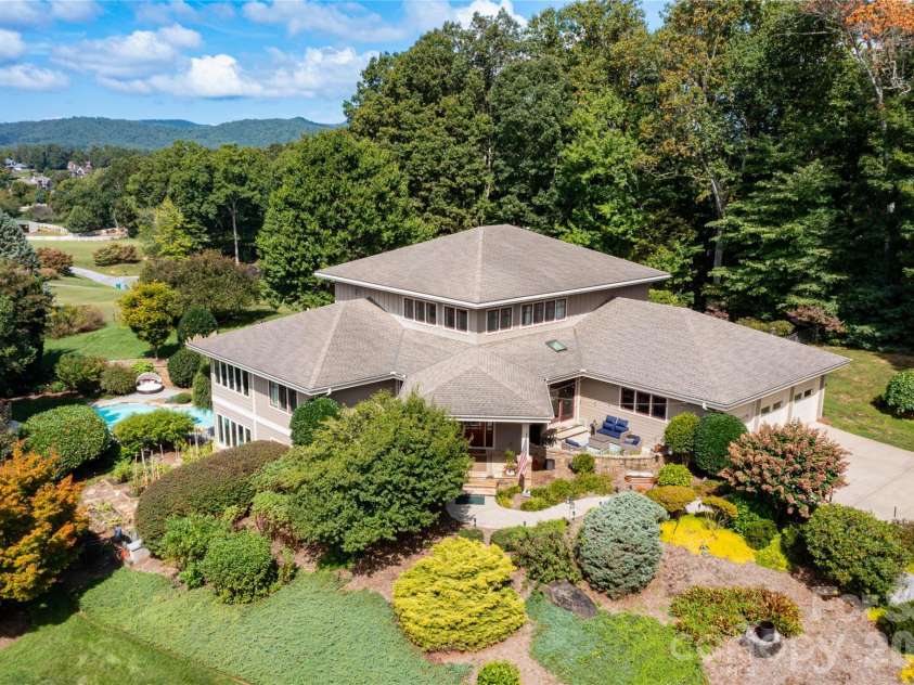 30 Rilandwell Drive, Fletcher, NC 28732.  MLS# CAR4369912, YatesRealty ID 22218. 