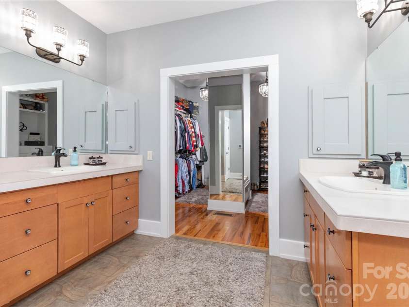 30 Rilandwell Drive, Fletcher, NC 28732.  MLS# CAR4369912, YatesRealty ID 22218. 