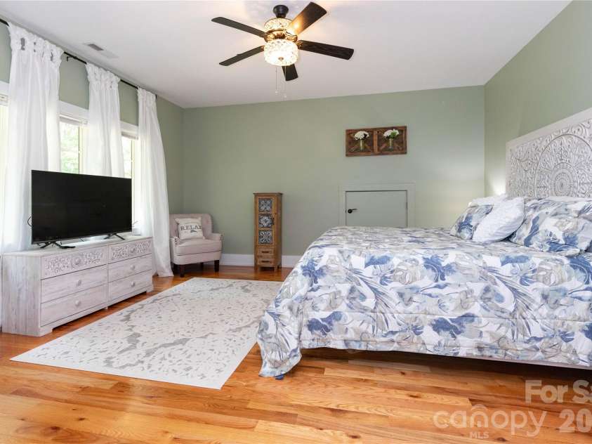 30 Rilandwell Drive, Fletcher, NC 28732.  MLS# CAR4369912, YatesRealty ID 22218. 