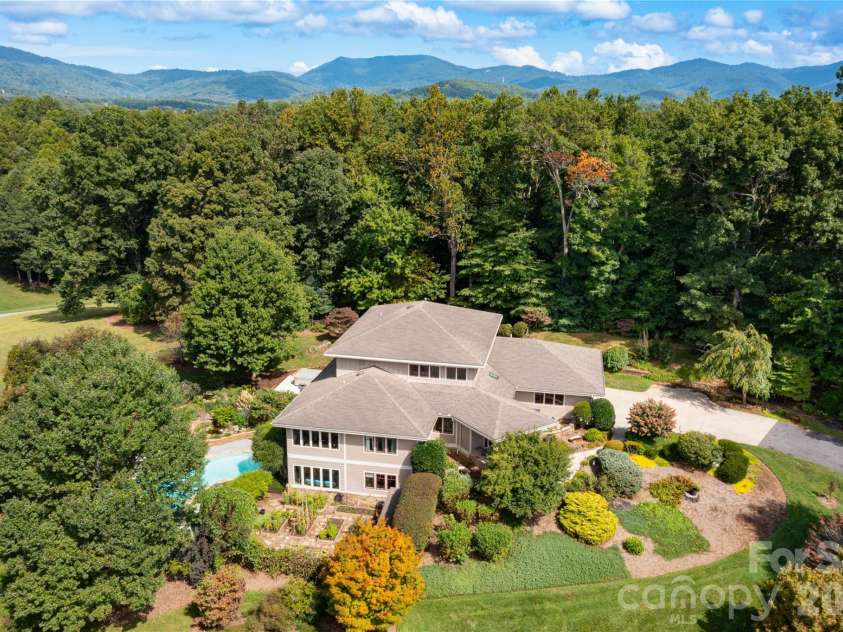 30 Rilandwell Drive, Fletcher, NC 28732.  MLS# CAR4369912, YatesRealty ID 22218. 
