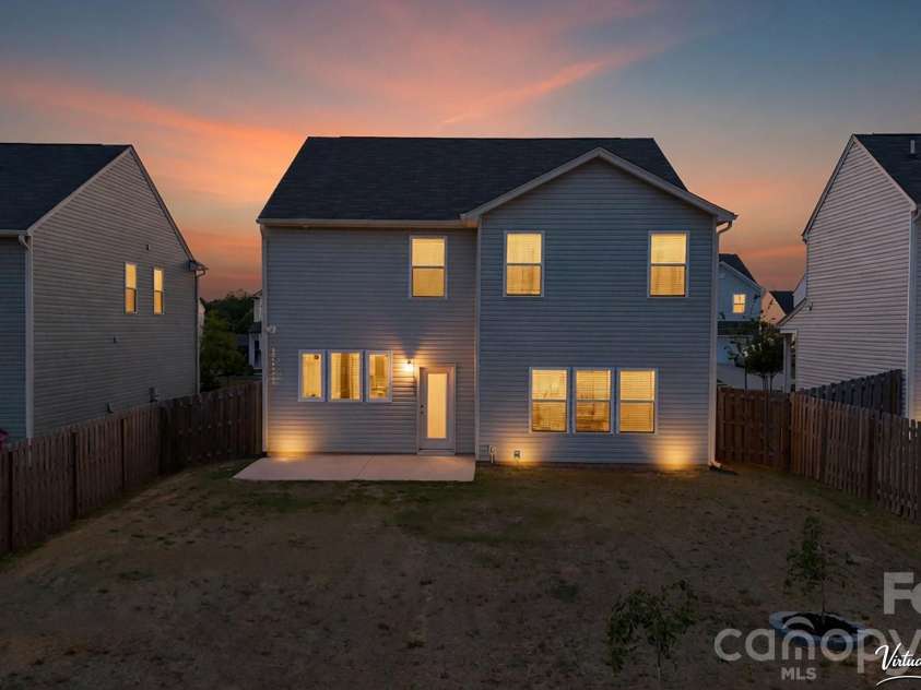 119 Mooring Drive, Statesville, NC 28677.  MLS# CAR4372646, YatesRealty ID 22219. 