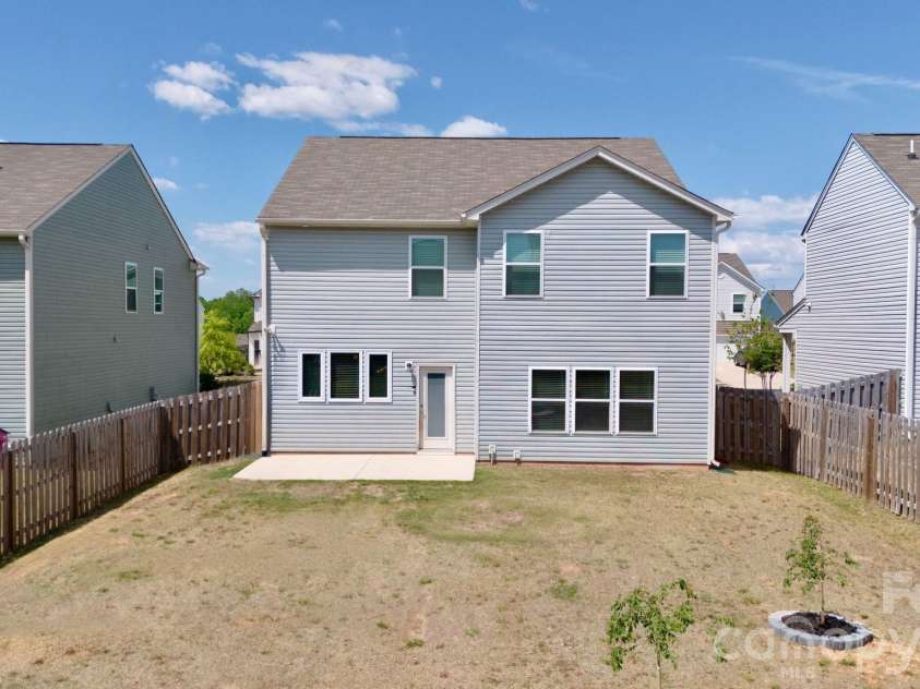 119 Mooring Drive, Statesville, NC 28677.  MLS# CAR4372646, YatesRealty ID 22219. 
