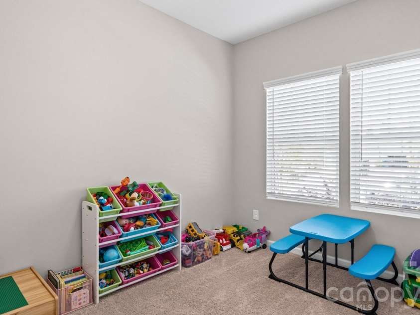 119 Mooring Drive, Statesville, NC 28677.  MLS# CAR4372646, YatesRealty ID 22219. Flex room/Office