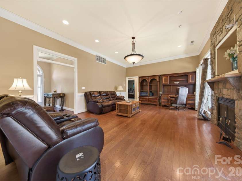 2300 Fowler Secrest Road, Monroe, NC 28110.  MLS# CAR4374677, YatesRealty ID 22221. 