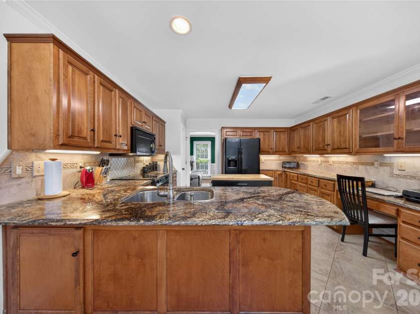 2300 Fowler Secrest Road, Monroe, NC 28110.  MLS# CAR4374677, YatesRealty ID 22221. 