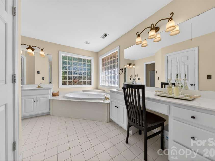 2300 Fowler Secrest Road, Monroe, NC 28110.  MLS# CAR4374677, YatesRealty ID 22221. 