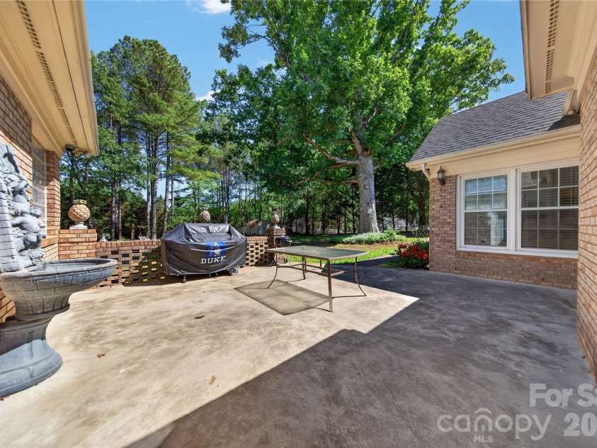 2300 Fowler Secrest Road, Monroe, NC 28110.  MLS# CAR4374677, YatesRealty ID 22221. 