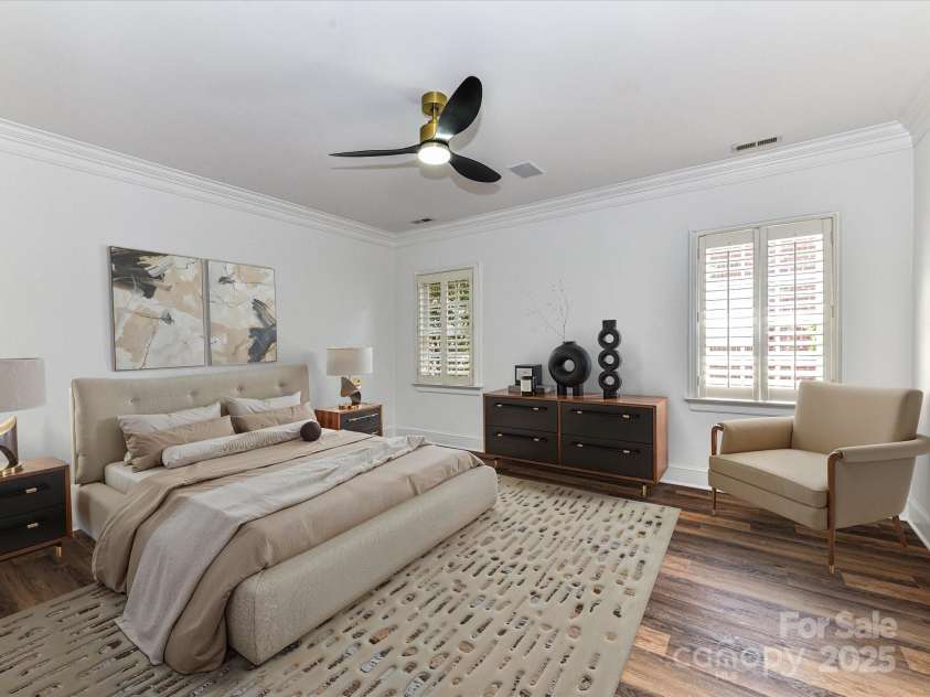 344 Laurel Avenue, Charlotte, NC 28207.  MLS# CAR4273816, YatesRealty ID 22221. 