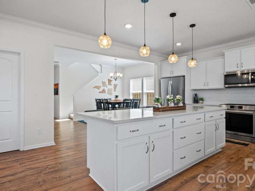 118 Jetty Lane, Statesville, NC 28677.  MLS# CAR4353491, YatesRealty ID 22222. 