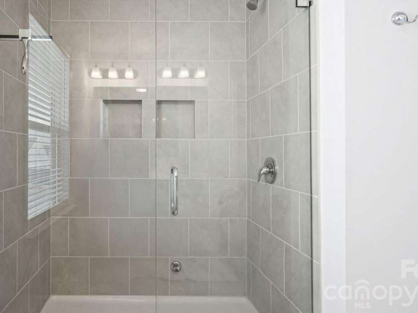 118 Jetty Lane, Statesville, NC 28677.  MLS# CAR4353491, YatesRealty ID 22222. 