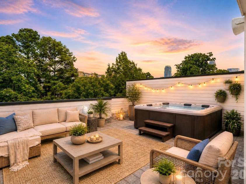 1006 Westbrook Drive, Charlotte, NC 28202.  MLS# CAR4366140, YatesRealty ID 22223. 