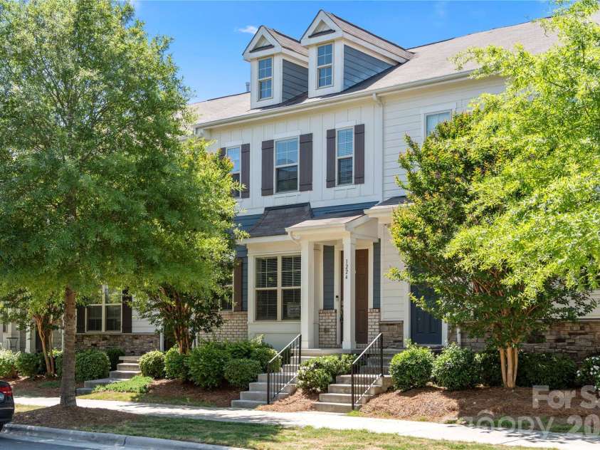 1224 Whitby Moore Street, Charlotte, NC 28273.  MLS# CAR4377267, YatesRealty ID 22224. 