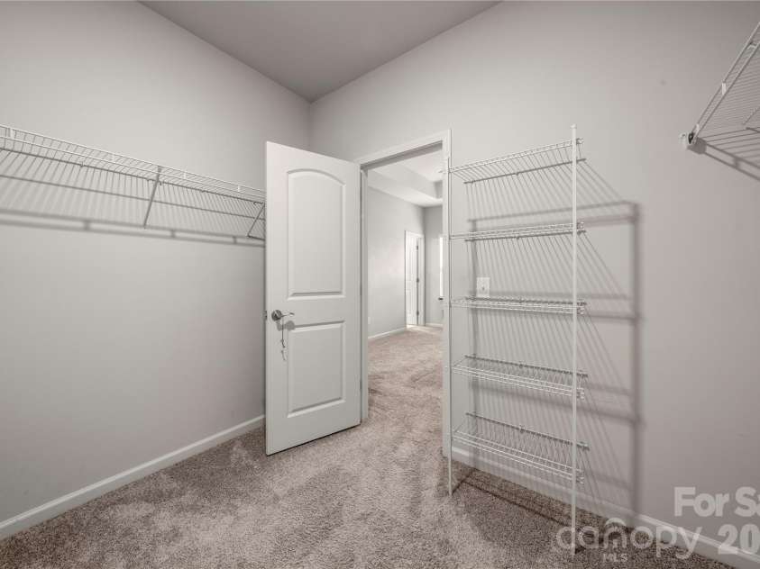 1224 Whitby Moore Street, Charlotte, NC 28273.  MLS# CAR4377267, YatesRealty ID 22224. 