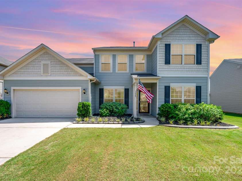 5079 Nighthawk Drive, Fort Mill, SC 29707.  MLS# CAR4274153, YatesRealty ID 22225. 
