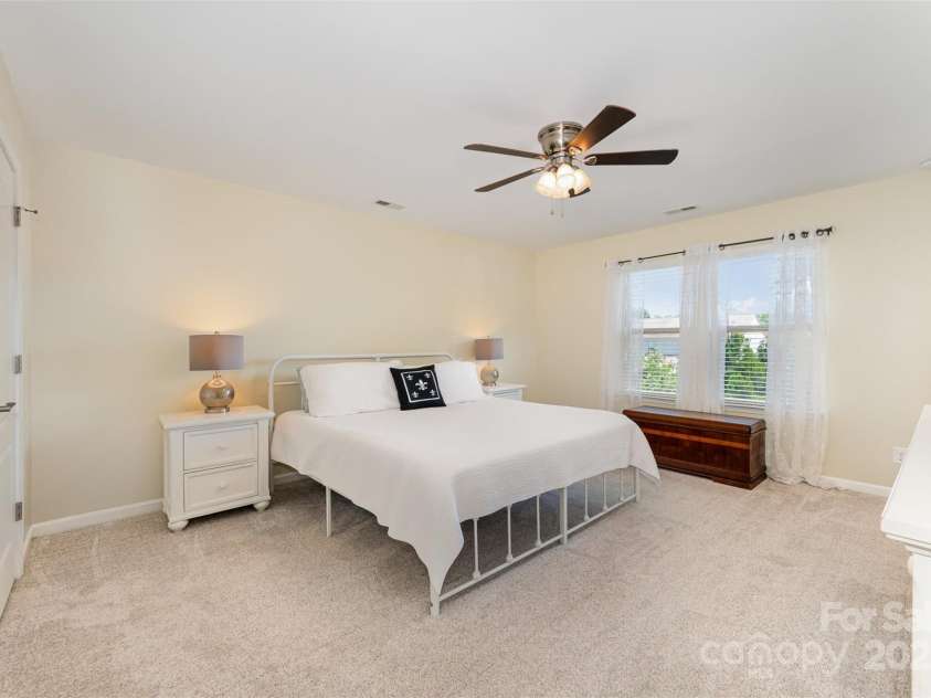 5079 Nighthawk Drive, Fort Mill, SC 29707.  MLS# CAR4274153, YatesRealty ID 22225. 