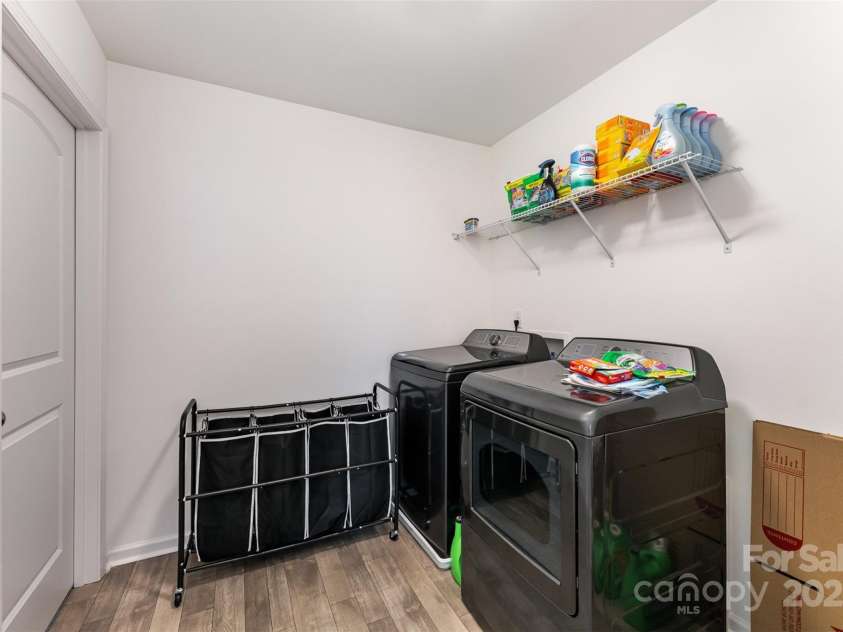 5010 Arbordale Way, Mount Holly, NC 28120.  MLS# CAR4275259, YatesRealty ID 22226. 