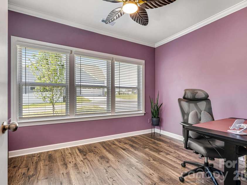 5670 Galloway Drive, Midland, NC 28107.  MLS# CAR4378186, YatesRealty ID 22226. 