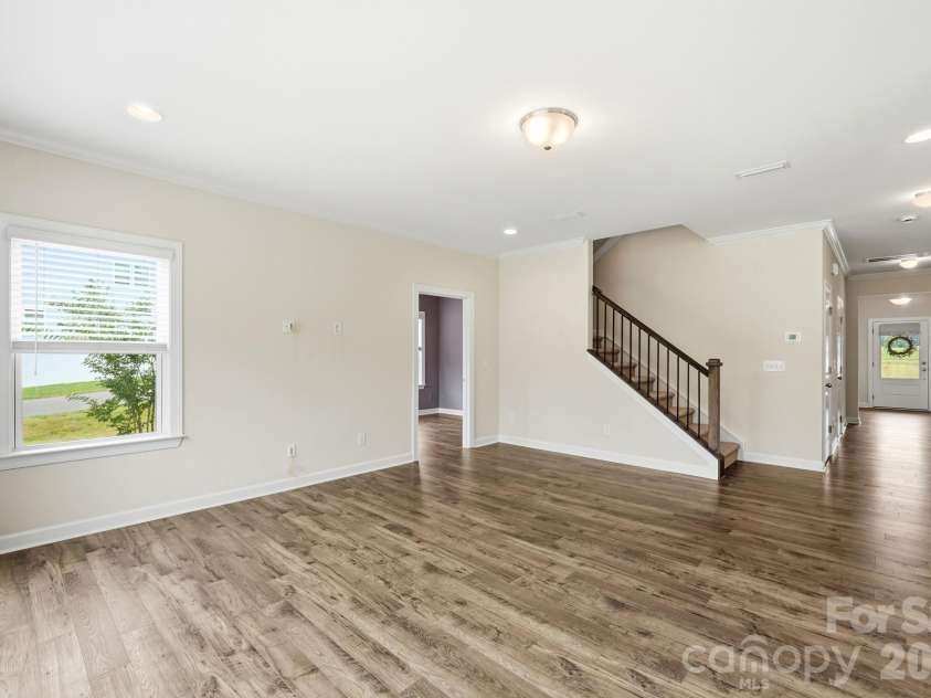 5670 Galloway Drive, Midland, NC 28107.  MLS# CAR4412132, YatesRealty ID 22226. 