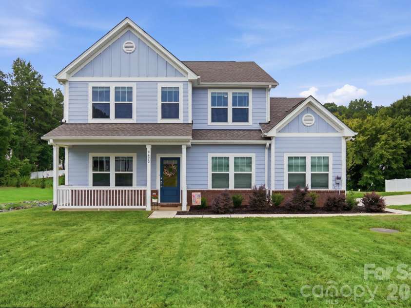 5670 Galloway Drive, Midland, NC 28107.  MLS# CAR4412132, YatesRealty ID 22226. 