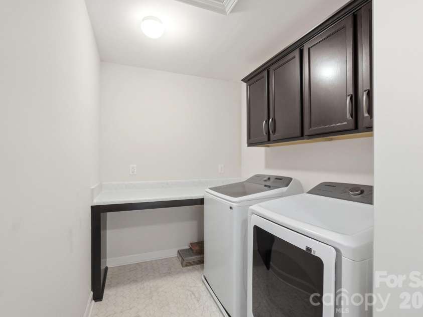 5670 Galloway Drive, Midland, NC 28107.  MLS# CAR4412132, YatesRealty ID 22226. Laundry Room