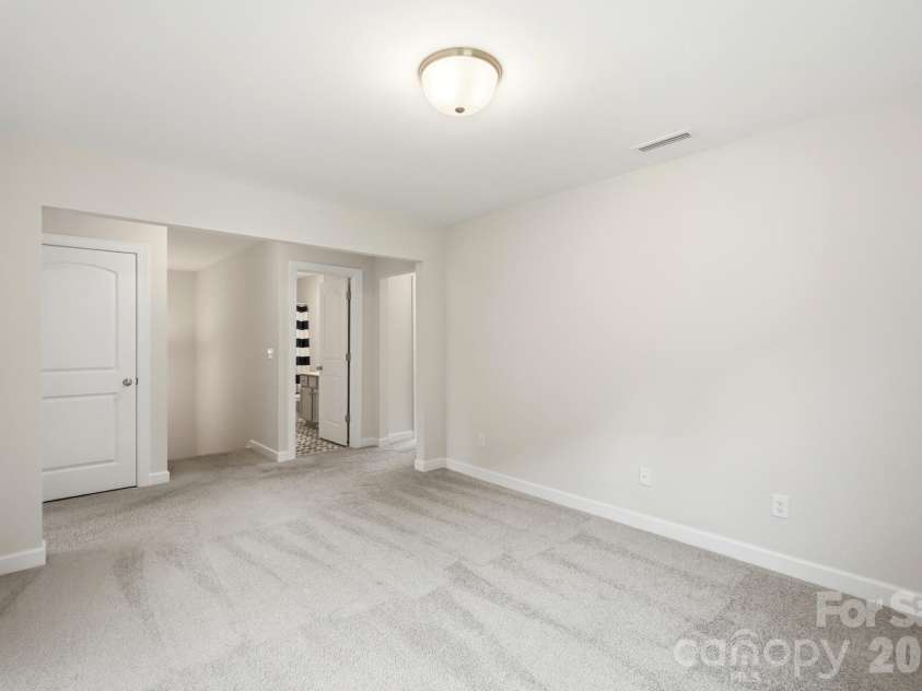 5670 Galloway Drive, Midland, NC 28107.  MLS# CAR4412132, YatesRealty ID 22226. Loft Bonus Room