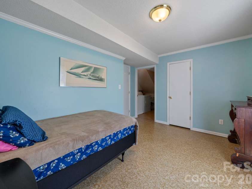 3306 Tamworth Lane, Gastonia, NC 28052.  MLS# CAR4371153, YatesRealty ID 22227. 