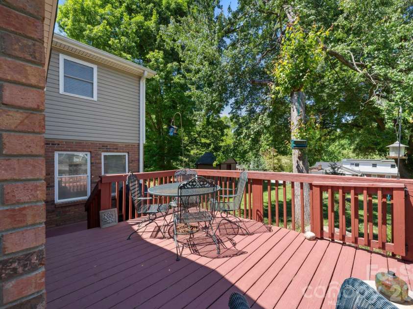 3306 Tamworth Lane, Gastonia, NC 28052.  MLS# CAR4371153, YatesRealty ID 22227. 