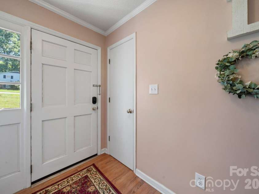 3306 Tamworth Lane, Gastonia, NC 28052.  MLS# CAR4371153, YatesRealty ID 22227. 
