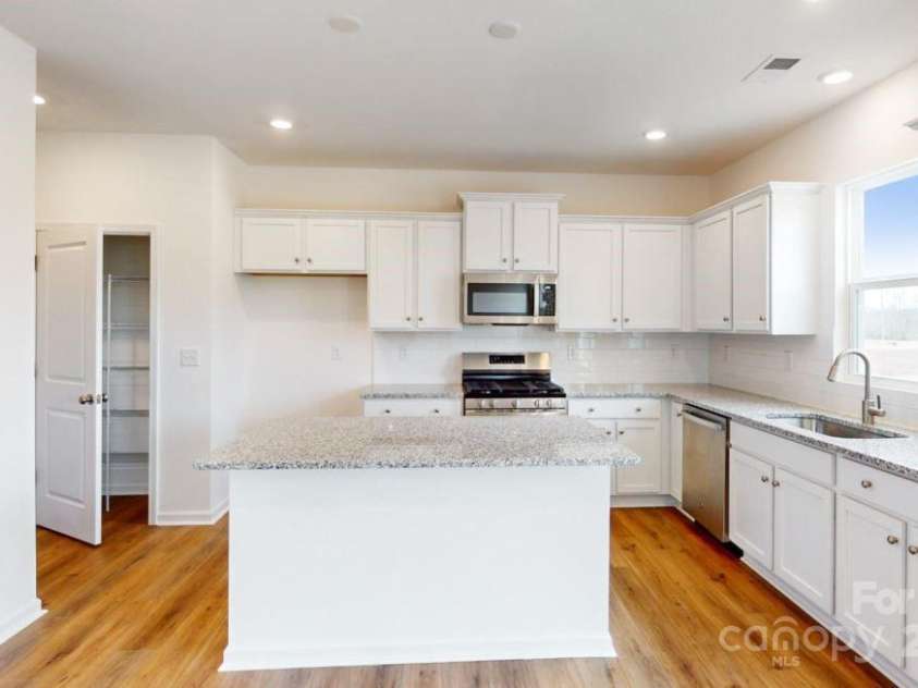 2070 Van Buren Road, Sherrills Ford, NC 28673.  MLS# CAR4155603, YatesRealty ID 22228. Kitchen