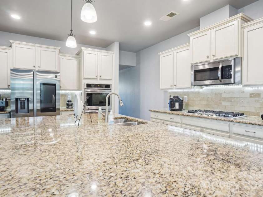 1004 Five Forks Road, Waxhaw, NC 28173.  MLS# CAR4239756, YatesRealty ID 22229. 