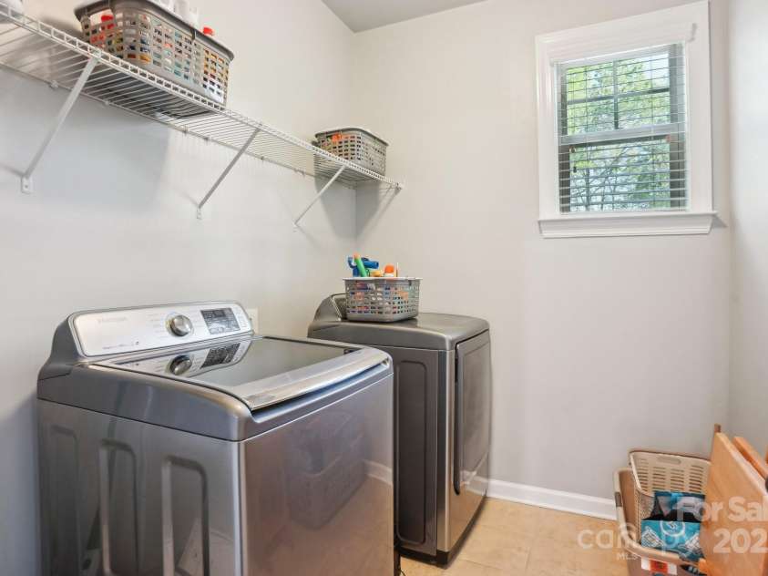 1004 Five Forks Road, Waxhaw, NC 28173.  MLS# CAR4239756, YatesRealty ID 22229. 