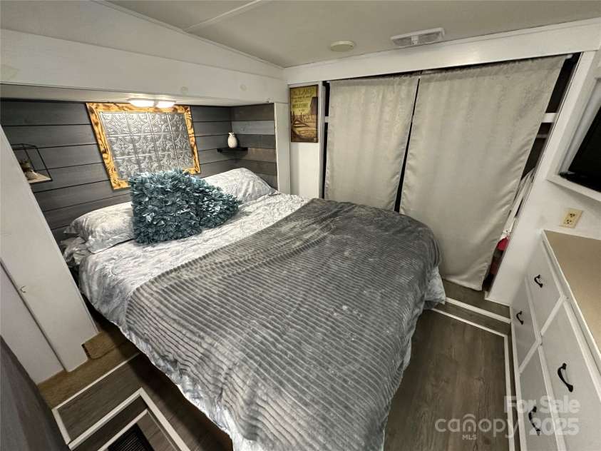 166 Cardinal Avenue, New London, NC 28127.  MLS# CAR4289140, YatesRealty ID 2223. 