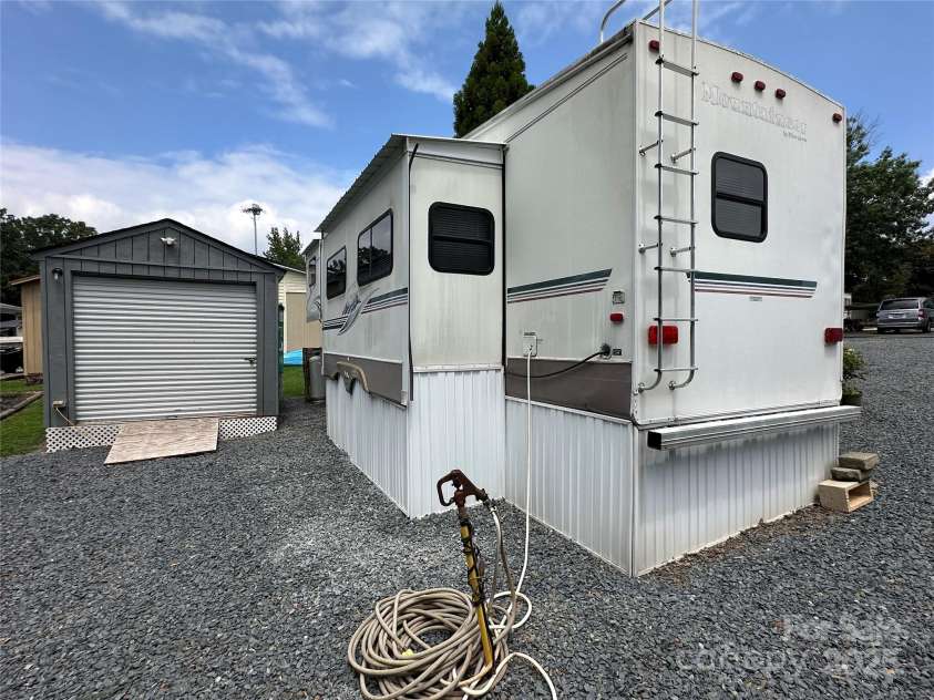 166 Cardinal Avenue, New London, NC 28127.  MLS# CAR4289140, YatesRealty ID 2223. 