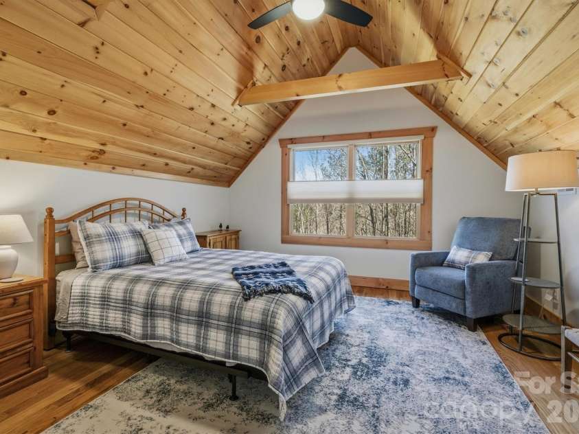 338 Lakeview Trail, Nebo, NC 28761.  MLS# CAR4349366, YatesRealty ID 2223. 2nd Bedroom