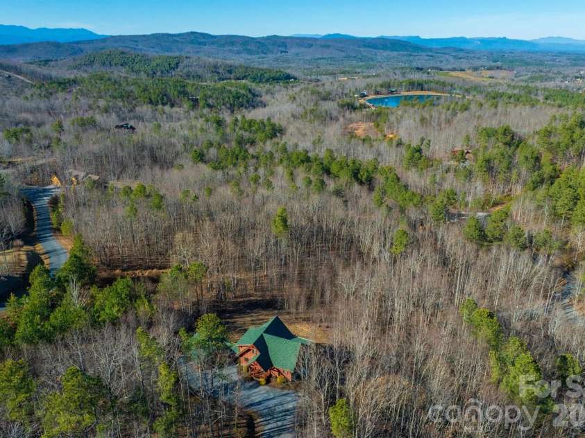 338 Lakeview Trail, Nebo, NC 28761.  MLS# CAR4349366, YatesRealty ID 2223. 