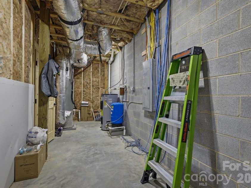 338 Lakeview Trail, Nebo, NC 28761.  MLS# CAR4349366, YatesRealty ID 2223. Utility Room