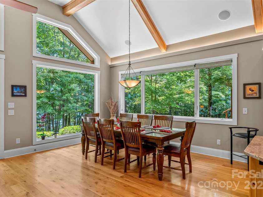 429 Turtle Head Drive, Nebo, NC 28761.  MLS# CAR4273671, YatesRealty ID 22231. Dining area