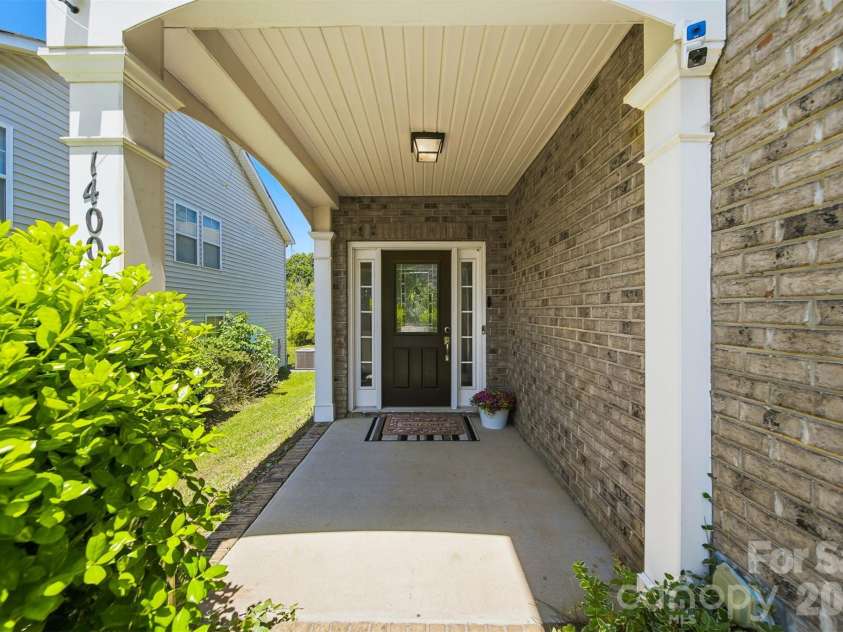 14009 Mallard Lake Road, Charlotte, NC 28262.  MLS# CAR4380183, YatesRealty ID 22232. 