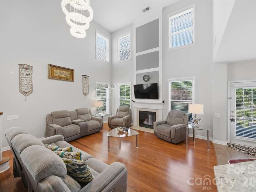 14009 Mallard Lake Road, Charlotte, NC 28262.  MLS# CAR4380183, YatesRealty ID 22232. 