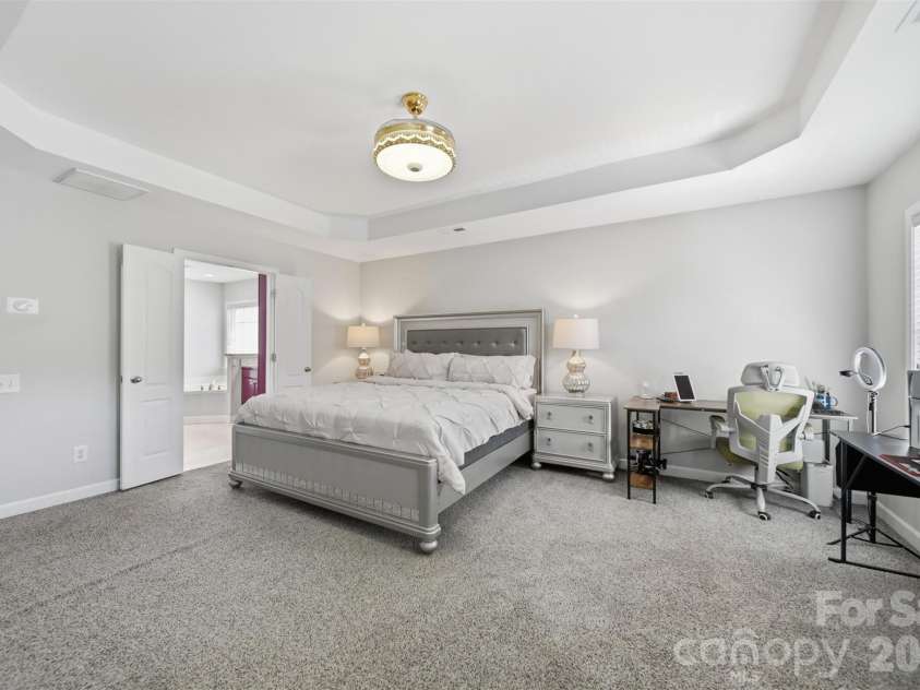 14009 Mallard Lake Road, Charlotte, NC 28262.  MLS# CAR4380183, YatesRealty ID 22232. 