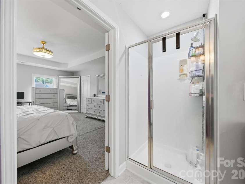14009 Mallard Lake Road, Charlotte, NC 28262.  MLS# CAR4380183, YatesRealty ID 22232. 