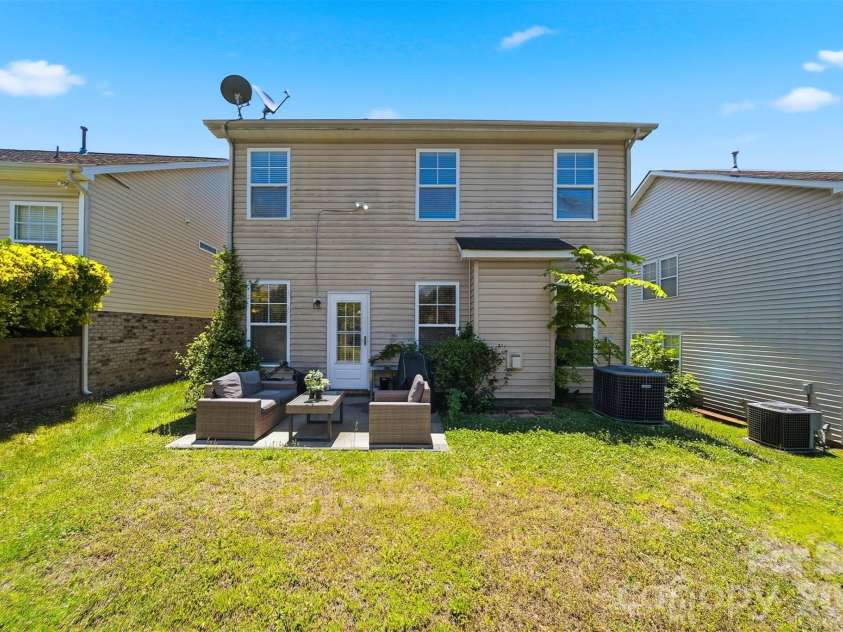 14009 Mallard Lake Road, Charlotte, NC 28262.  MLS# CAR4380183, YatesRealty ID 22232. 